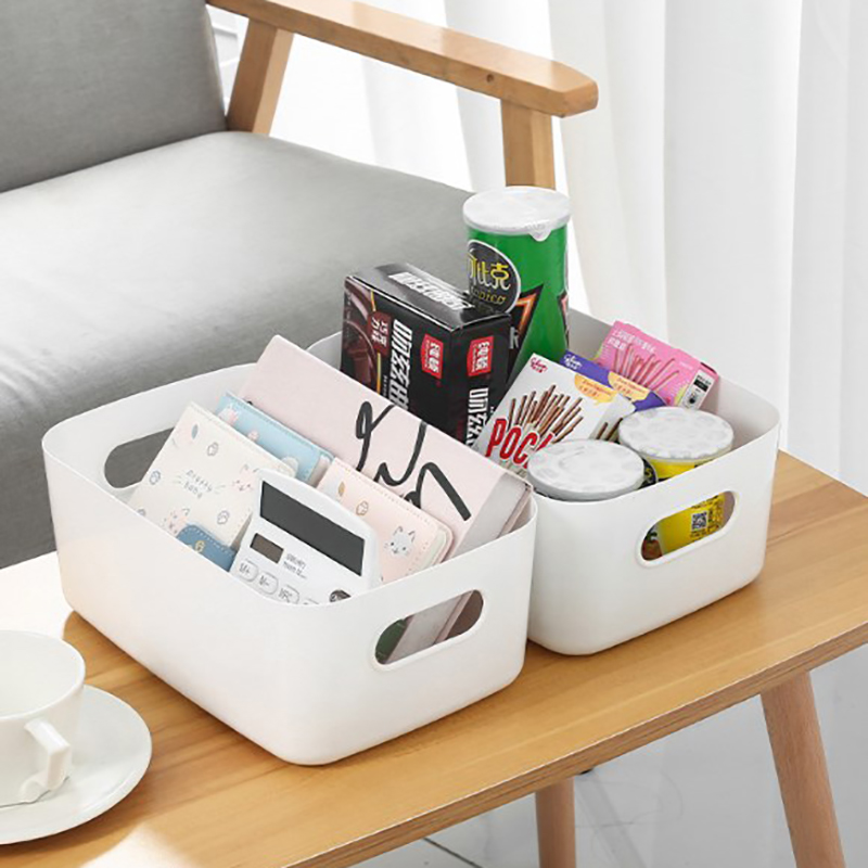 Plastic Storage Bin with Handl - Tech For Office recensione e prezzo