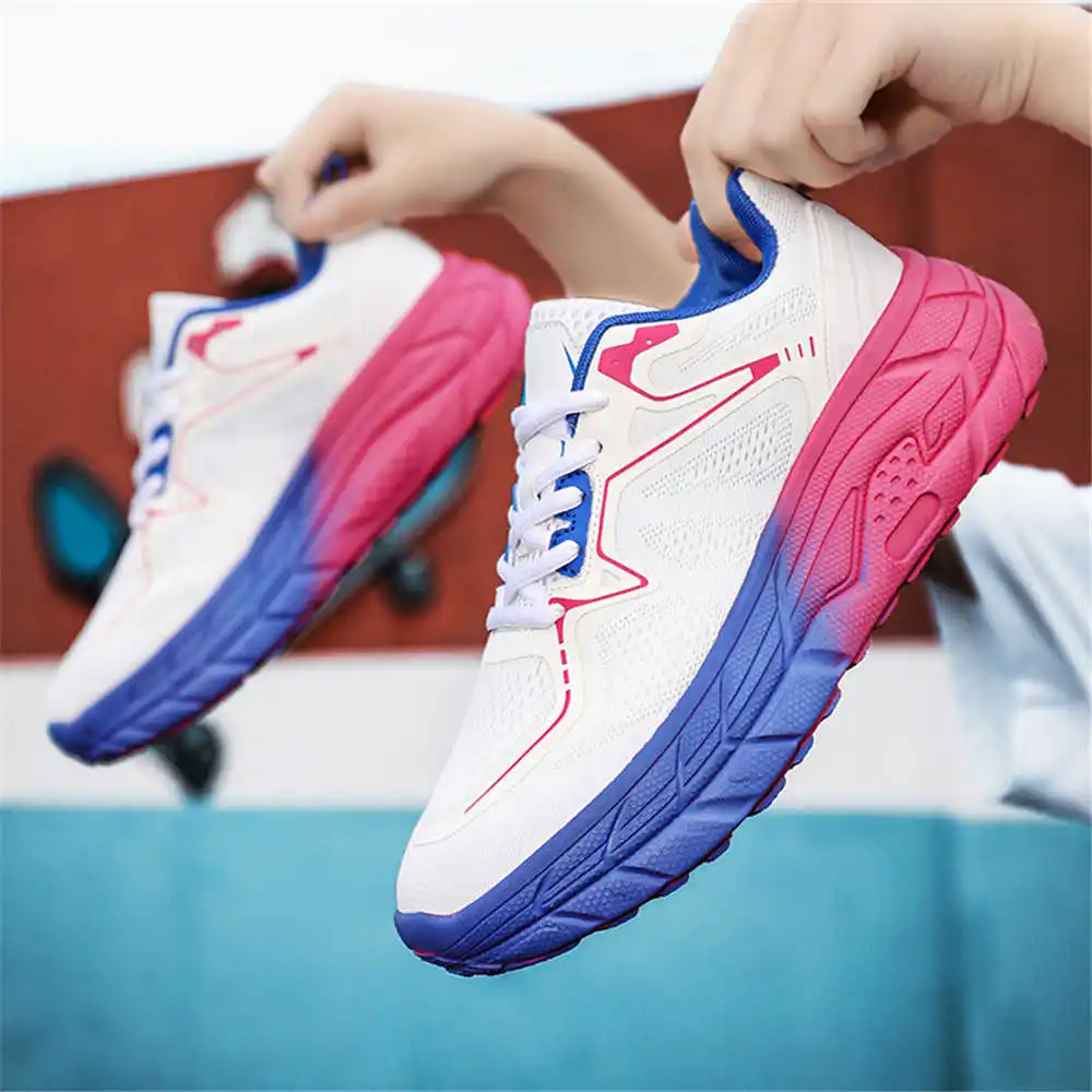 Does Not Slip Size 37 Shoes Si - Classic Tech Office Number recensione e prezzo